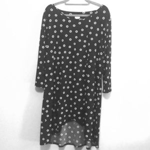 Chico’s Black and White 3/4 Sleeve Tunic